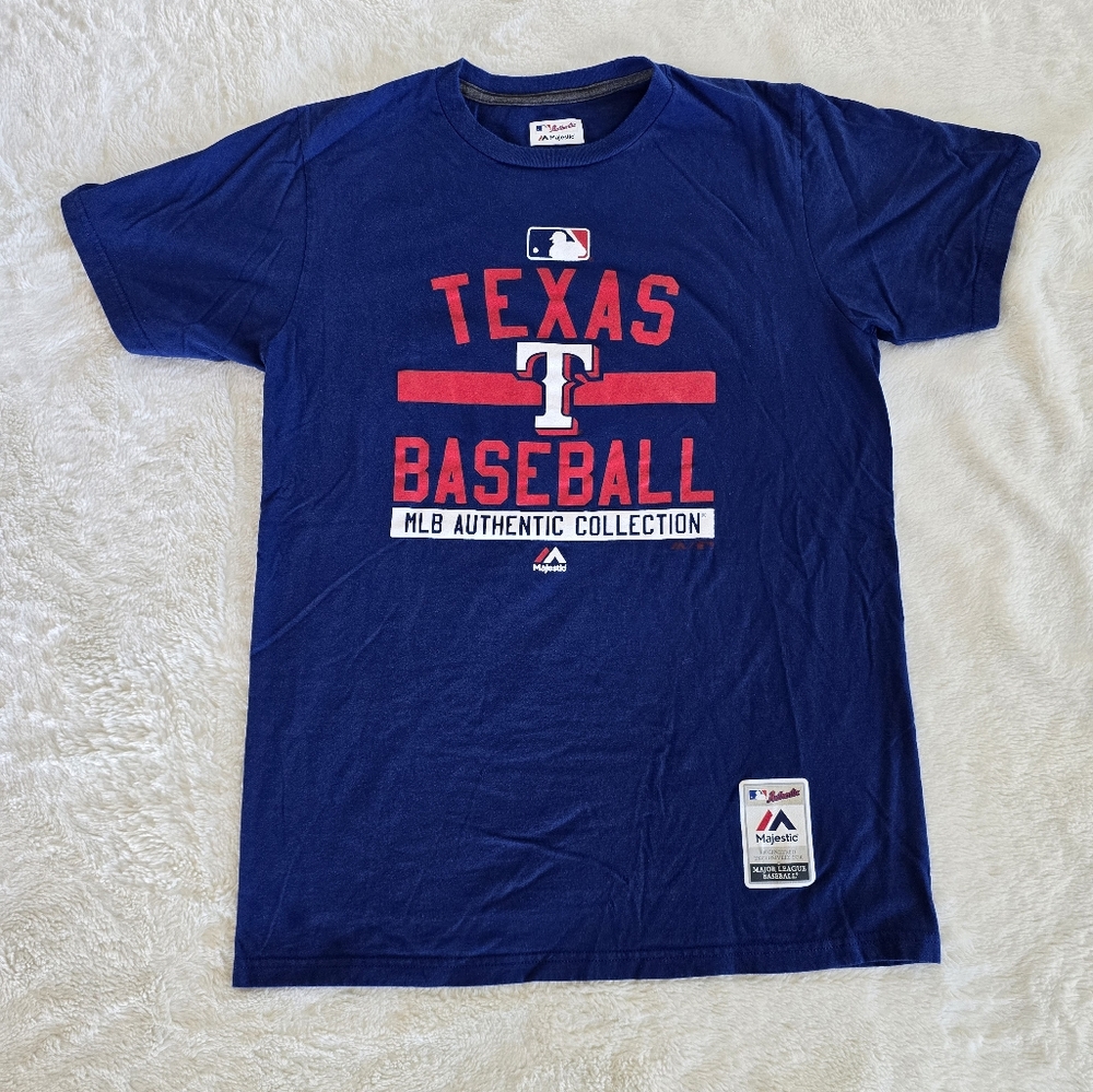 Like New: Majestic Triple Peak Texas Rangers Baseball Shirt Men’s M